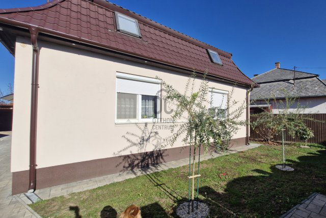 Eladó családi ház, Debrecenben 128 M Ft, 4 szobás