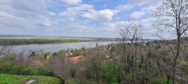 Eladó családi ház, Kulcson 49.99 M Ft, 3 szobás