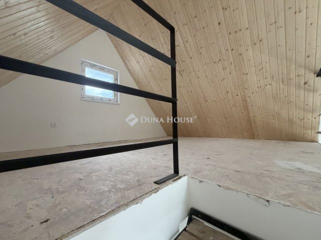 Eladó nyaraló, Győrött 34.49 M Ft, 1 szobás