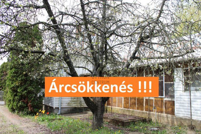 Eladó családi ház, Újkenézen 13.5 M Ft, 3 szobás