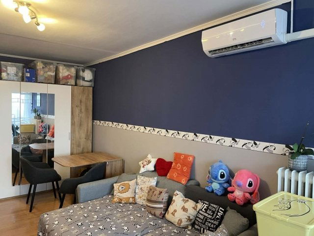 Eladó panellakás, Pécsett 54.99 M Ft, 2 szobás