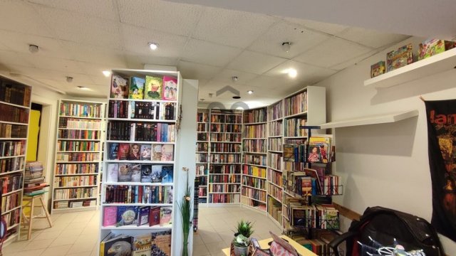 Eladó üzlethelyiség, Kecskeméten 39.9 M Ft