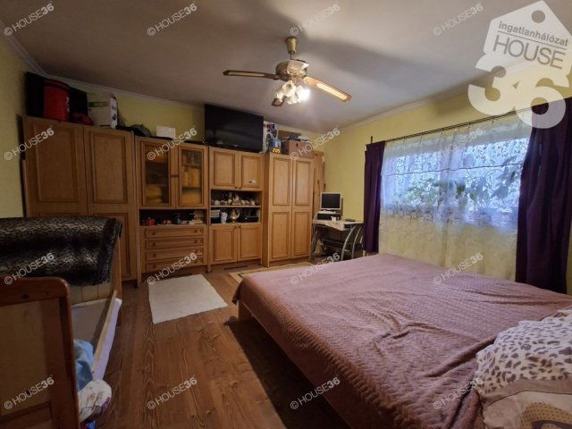 Eladó családi ház, Móricgáton 21.9 M Ft, 2 szobás