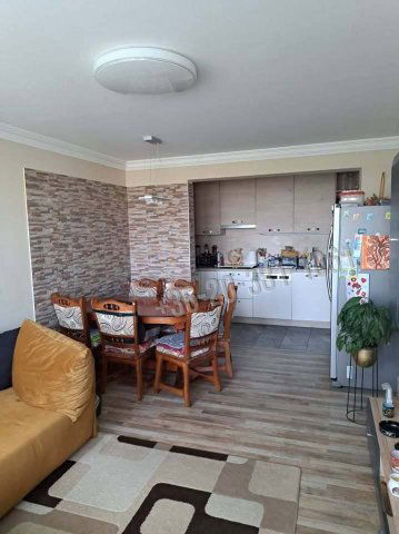 Eladó panellakás, Győrött, Földes Gábor utcában 53.9 M Ft