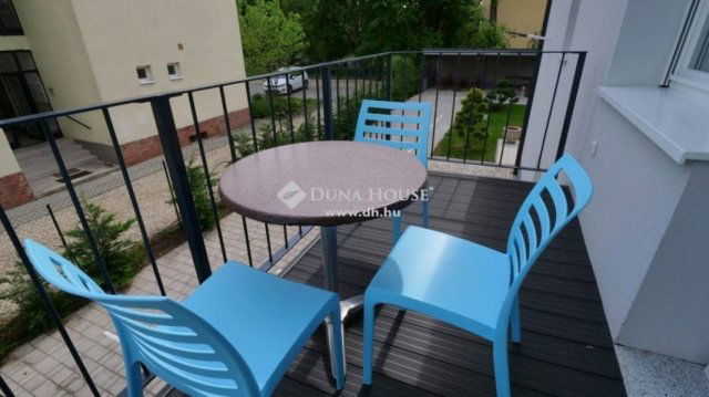 Eladó családi ház, Balatonfüreden 649.9 M Ft, 14+2 szobás