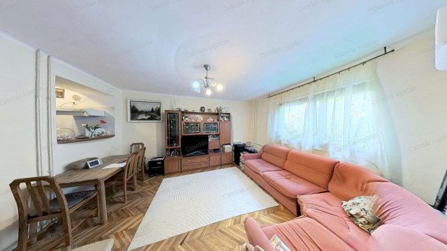 Eladó téglalakás, Balatonfűzfőn, Gagarin utcában 47 M Ft