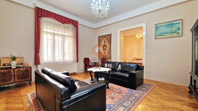 Eladó téglalakás, Pécsett, Zrínyi Miklós utcában 129.75 M Ft