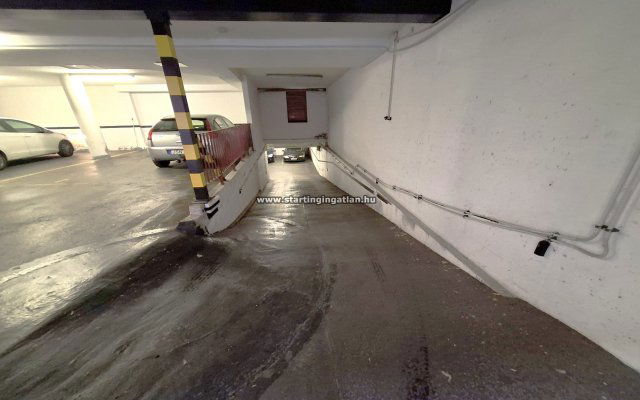 Eladó garázs, Budapesten, IX. kerületben, Viola utcában 7.5 M Ft