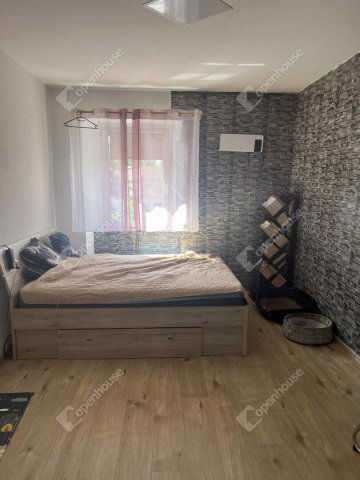 Eladó téglalakás, Nagycenken 45 M Ft, 3 szobás