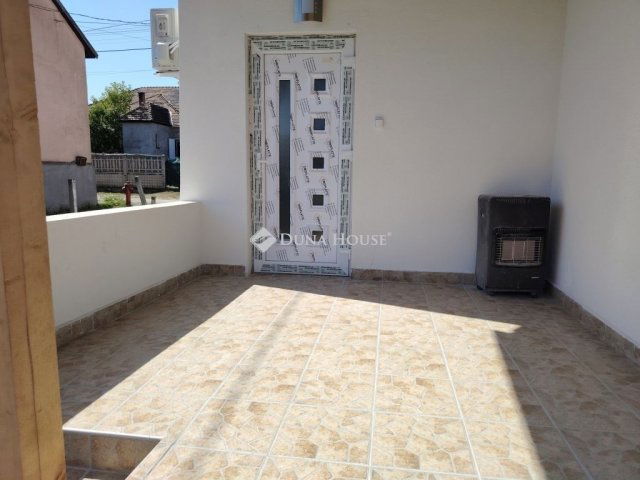 Eladó téglalakás, Tokodaltárón 25.5 M Ft, 2 szobás