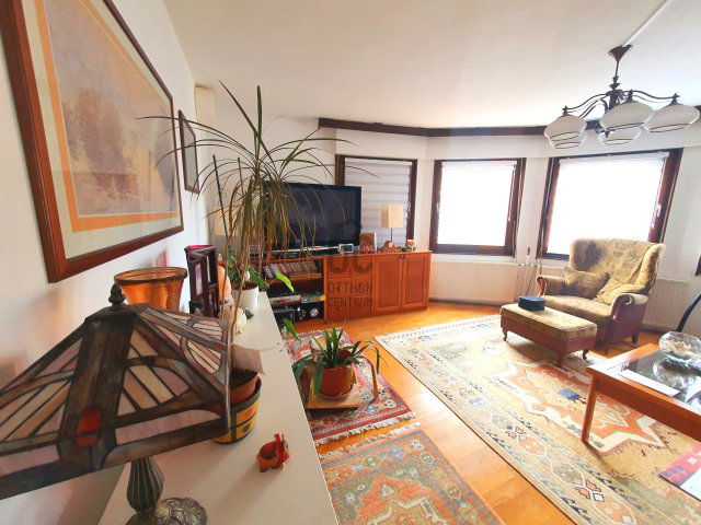 Eladó téglalakás, Budapesten, II. kerületben 160.99 M Ft