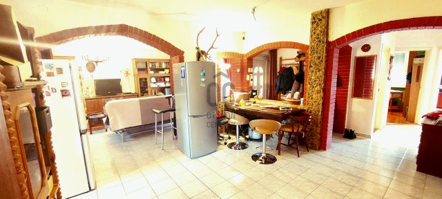 Eladó családi ház, Érden 142.9 M Ft, 5 szobás