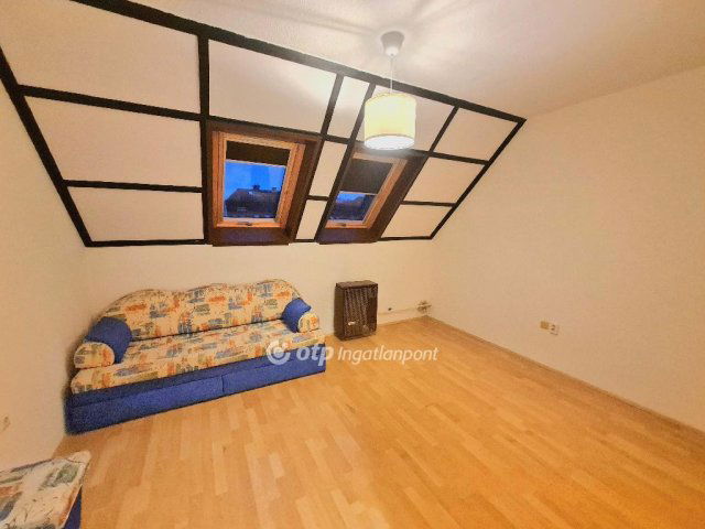 Eladó téglalakás, Egerben 66.5 M Ft, 3 szobás