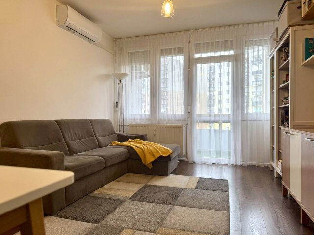 Eladó téglalakás, Debrecenben 62.49 M Ft, 1+2 szobás