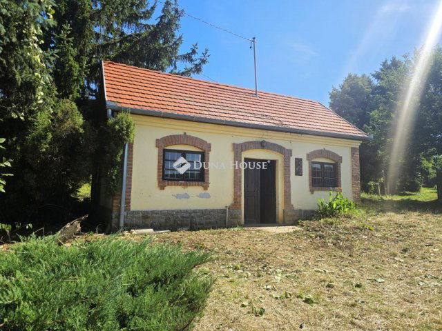 Eladó telek, Pécsett 31.9 M Ft / költözzbe.hu