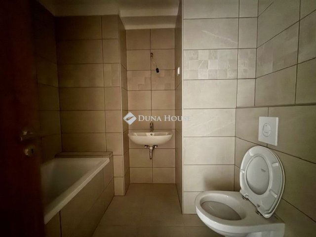 Eladó téglalakás, Budapesten, XIII. kerületben 75.9 M Ft