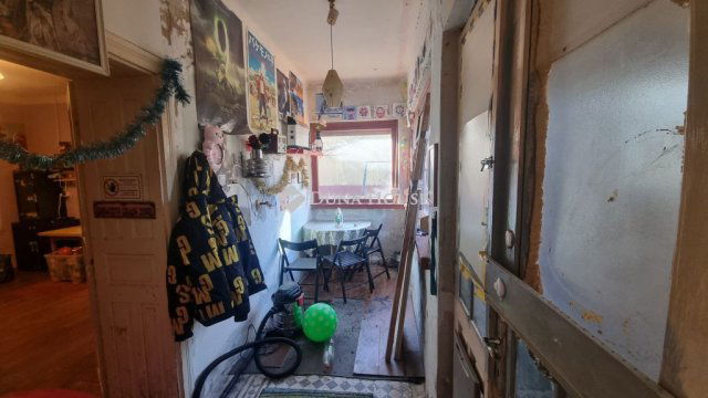 Eladó családi ház, Dányon 48 M Ft, 5 szobás