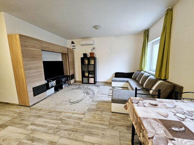 Eladó téglalakás, Érden 185 M Ft, 13 szobás