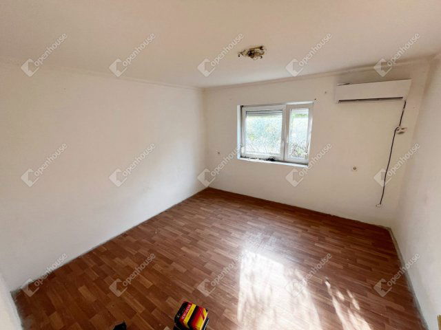 Eladó családi ház, Debrecenben 25 M Ft, 2 szobás