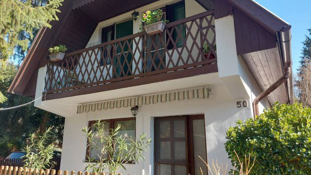 Eladó nyaraló, Dobozon 27.6 M Ft, 3 szobás / költözzbe.hu