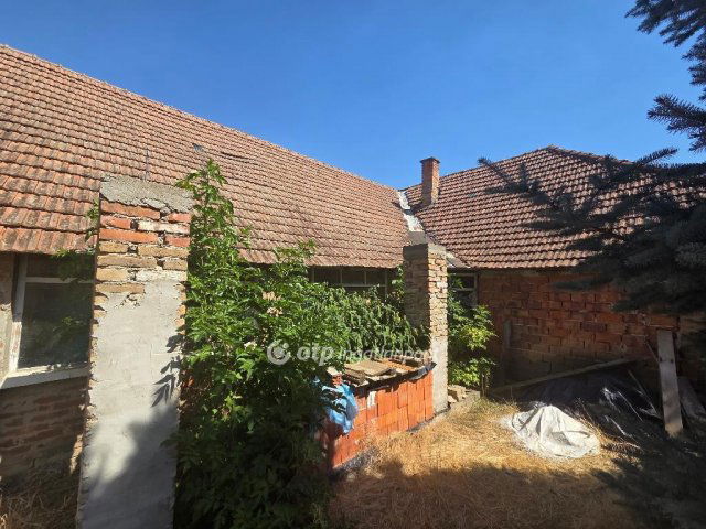Eladó családi ház, Nagyéren 4.6 M Ft, 3 szobás