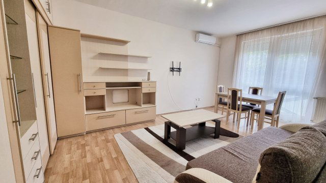 Kiadó téglalakás, albérlet, Nyíregyházán, Sólyom utcában