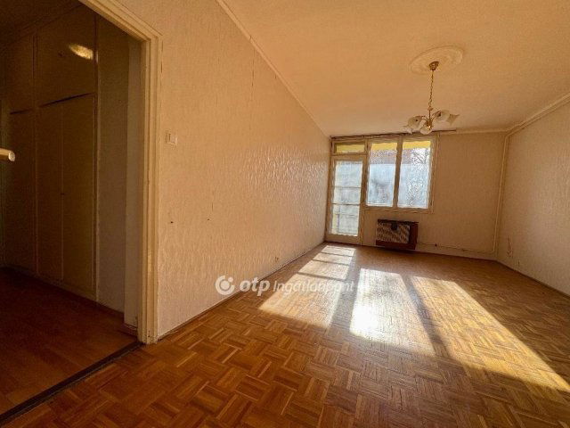 Eladó téglalakás, Debrecenben 52.9 M Ft, 2 szobás