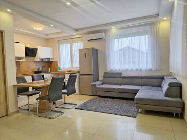 Eladó családi ház, Debrecenben 54.9 M Ft, 2 szobás