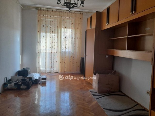 Eladó téglalakás, Kisvárdán 33.5 M Ft, 2+1 szobás
