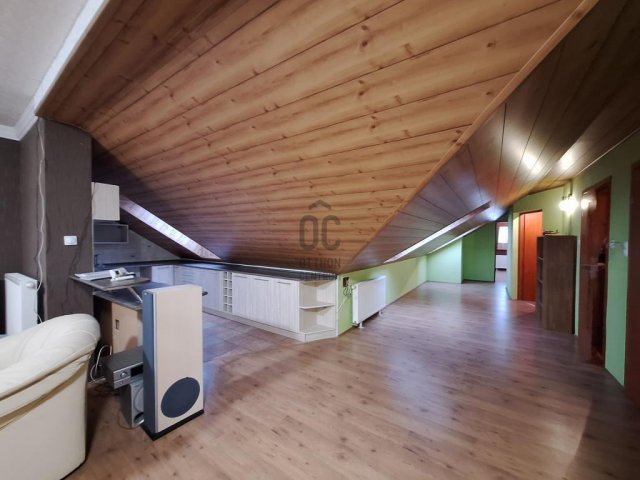 Eladó családi ház, Üllőn 117 M Ft, 6 szobás