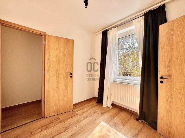 Eladó téglalakás, Győrött 79.9 M Ft, 3 szobás