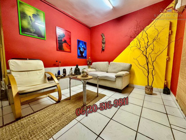 Eladó üzlethelyiség, Dunaújvárosban 17.49 M Ft