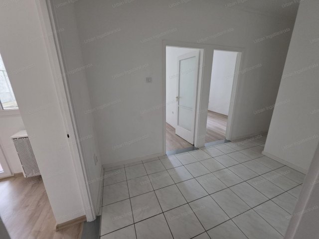 Eladó téglalakás, Budapesten, XVI. kerületben 69.5 M Ft