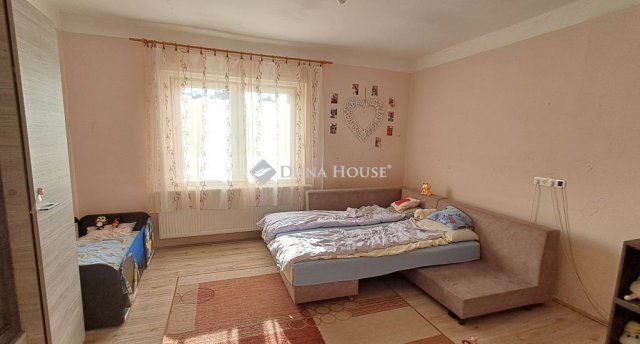 Eladó családi ház, Kenyerin 21.8 M Ft, 2 szobás