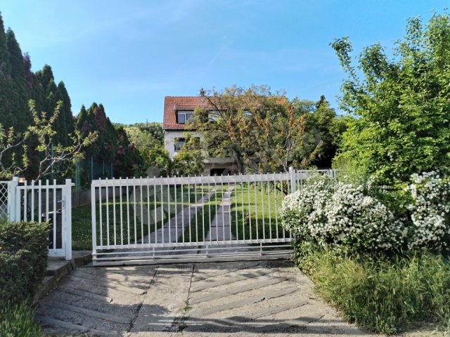 Kiadó téglalakás, albérlet, XII. kerületben, Lidérc utcában