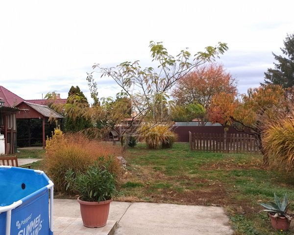 Eladó családi ház, Szentlőrincen 58 M Ft, 2+1 szobás