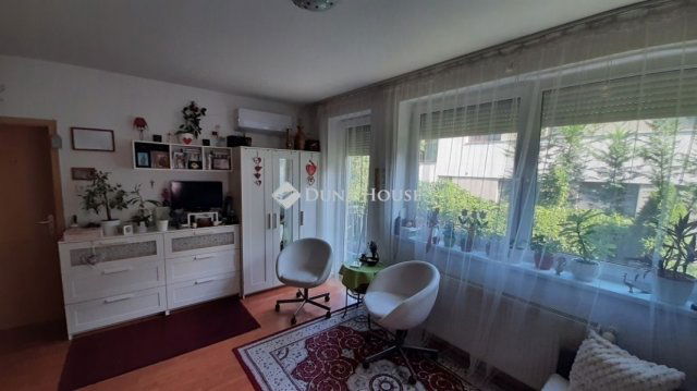 Eladó téglalakás, Budapesten, XIV. kerületben 97 M Ft