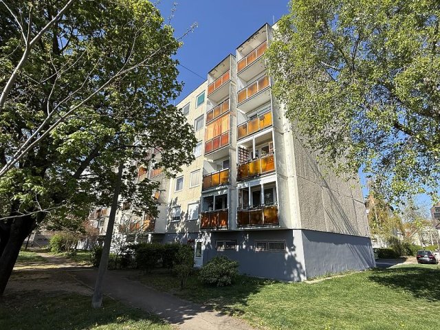 Eladó panellakás, Szentendrén 68.9 M Ft, 2 szobás