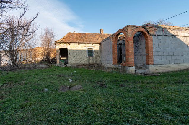 Eladó családi ház, Lepsényben 17.5 M Ft, 2 szobás