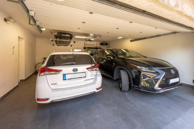 Eladó családi ház, Dunaharasztin 167.9 M Ft, 5 szobás