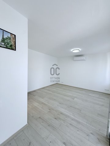 Eladó téglalakás, Győrött 37.99 M Ft, 1 szobás