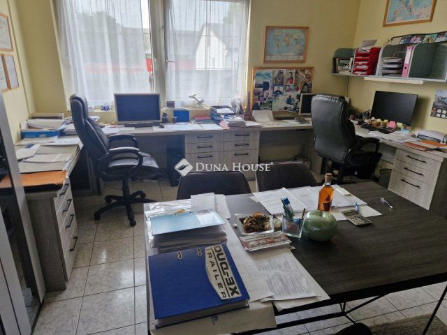 Kiadó üzlethelyiség, Nyíregyházán 600 E Ft / hó