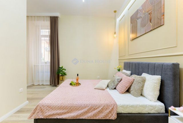 Eladó téglalakás, Budapesten, VII. kerületben 74.9 M Ft