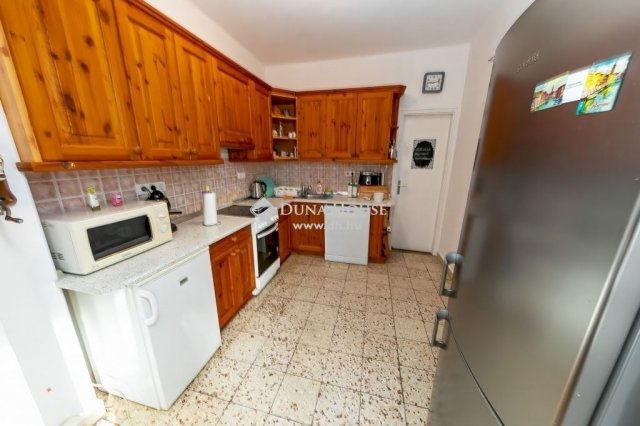 Eladó családi ház, Balatonszemesen 89.9 M Ft, 4 szobás