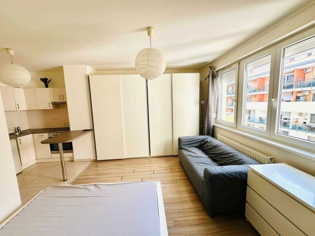 Kiadó téglalakás, albérlet, XI. kerületben, Kondorosi úton