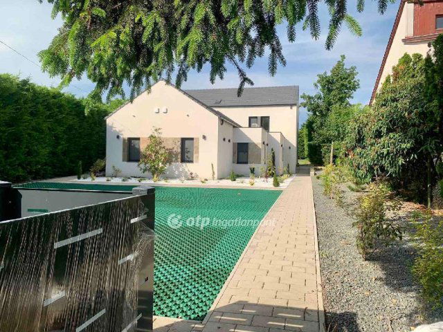 Eladó ikerház, Törökbálinton 173.5 M Ft, 4 szobás