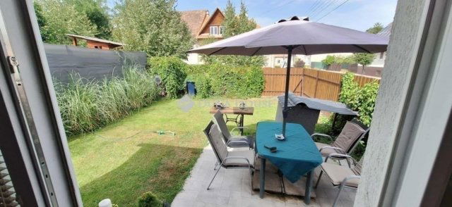 Eladó családi ház, Budapesten, XV. kerületben 89.9 M Ft