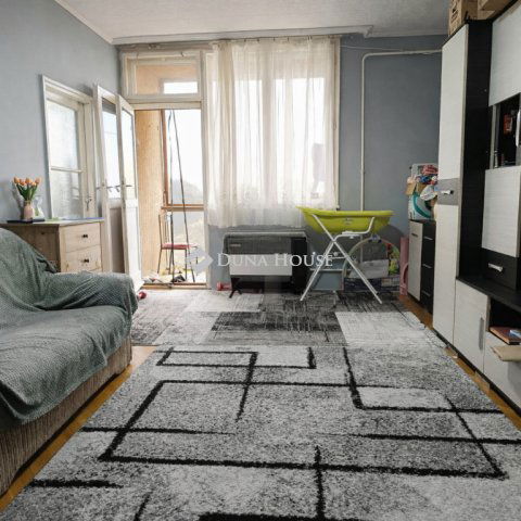 Eladó téglalakás, Szabadszálláson 16 M Ft, 2 szobás