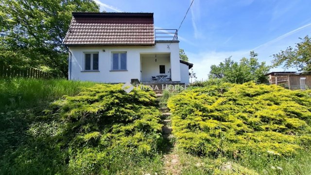 Eladó családi ház, Kulcson 37.6 M Ft, 3 szobás