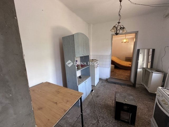 Eladó családi ház, Budapesten, XXI. kerületben 42 M Ft, 1 szobás